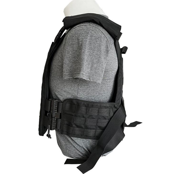 Ballistic Vest With Quick Release System